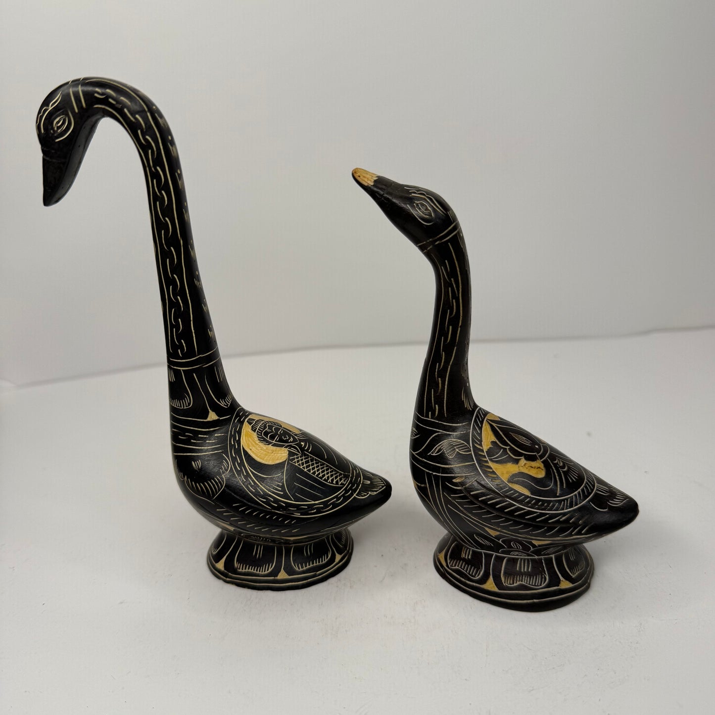 Handmade Ceramic Duck Figurines – Elegant Home Decor