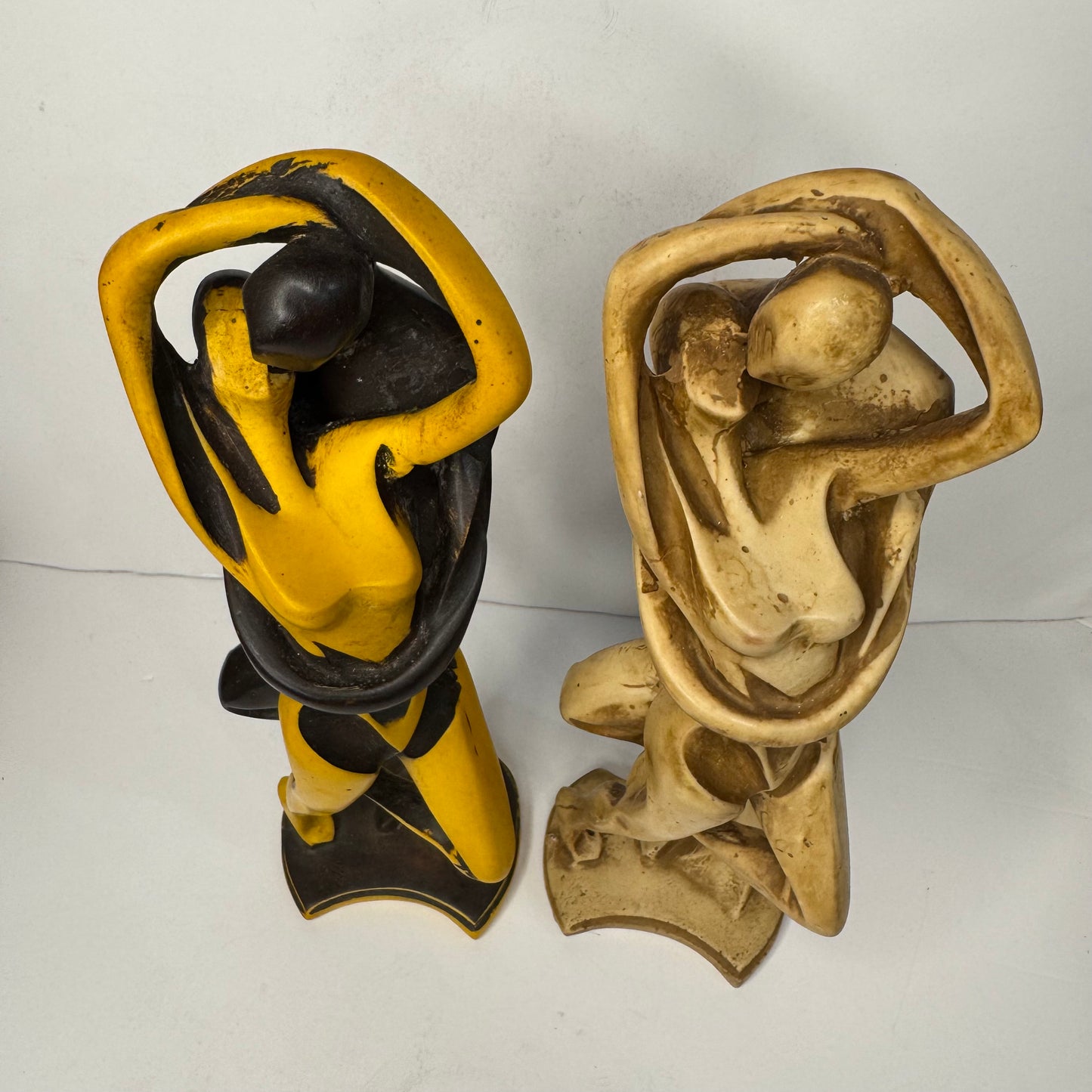 Abstract Ceramic Couple Figurines – Modern Artistic Sculptures