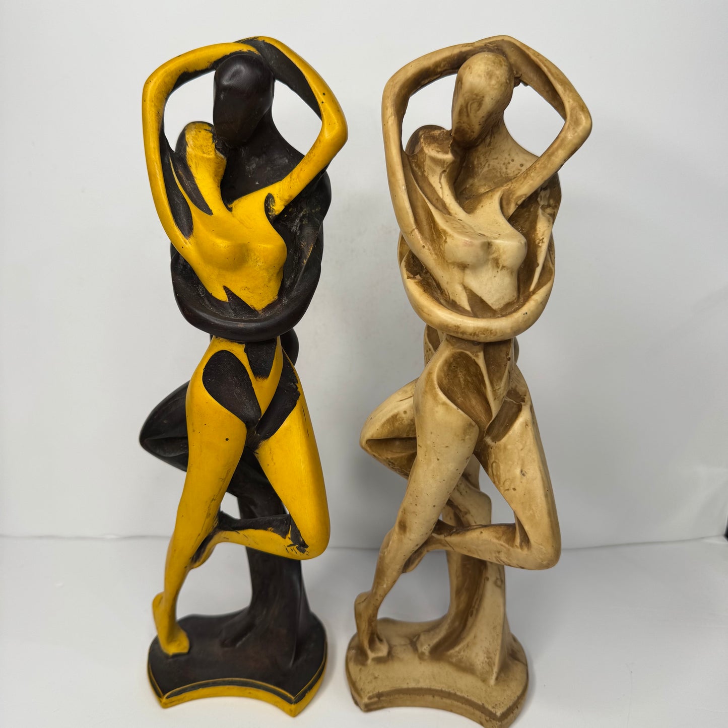 Abstract Ceramic Couple Figurines – Modern Artistic Sculptures