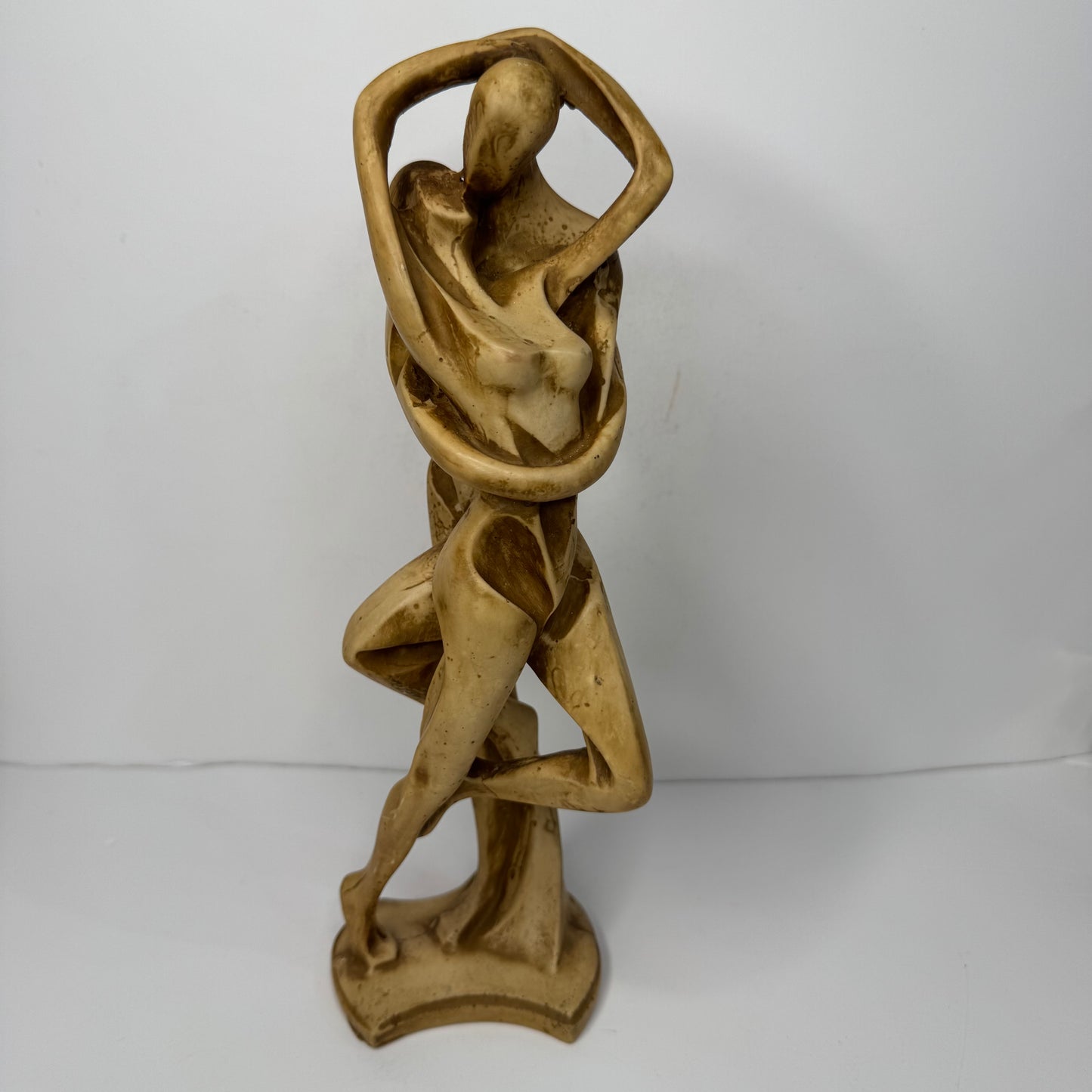 Abstract Ceramic Couple Figurines – Modern Artistic Sculptures